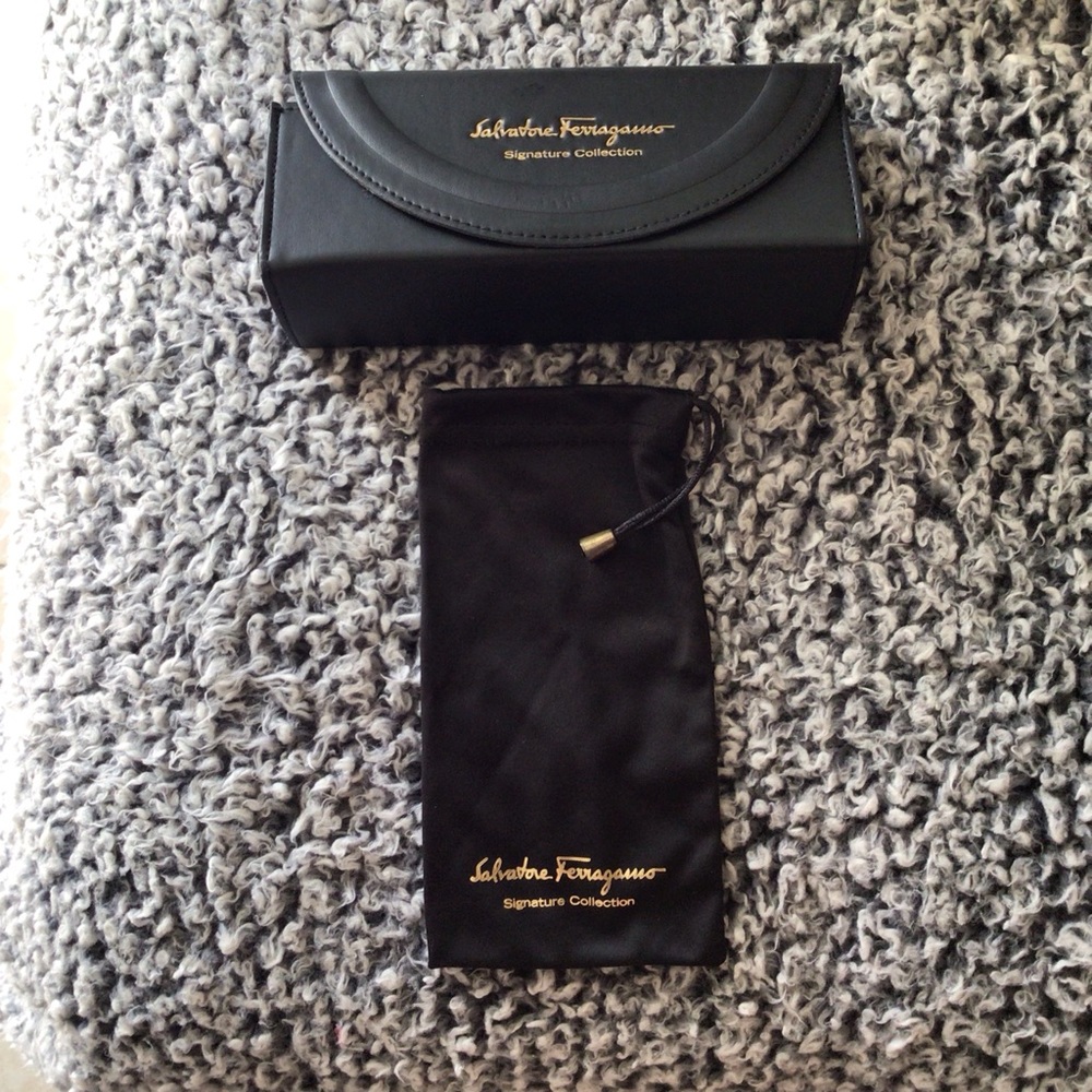 Salvatore Ferragamo Signature Collection Gancini Clutch and Slip Case - Picture 8 of 8